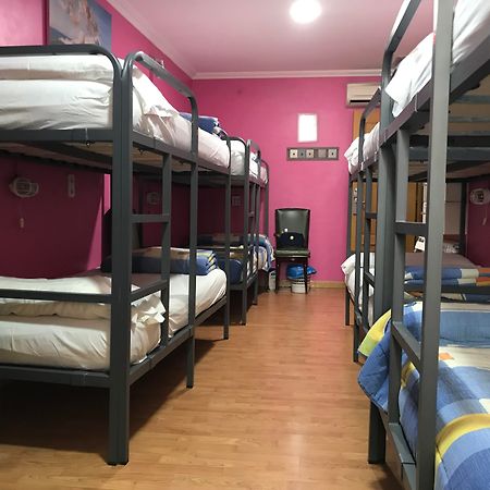 Rc Miguel Angel Vandrerhjem Madrid Eksteriør bilde Hostel in Madrid, Spain
