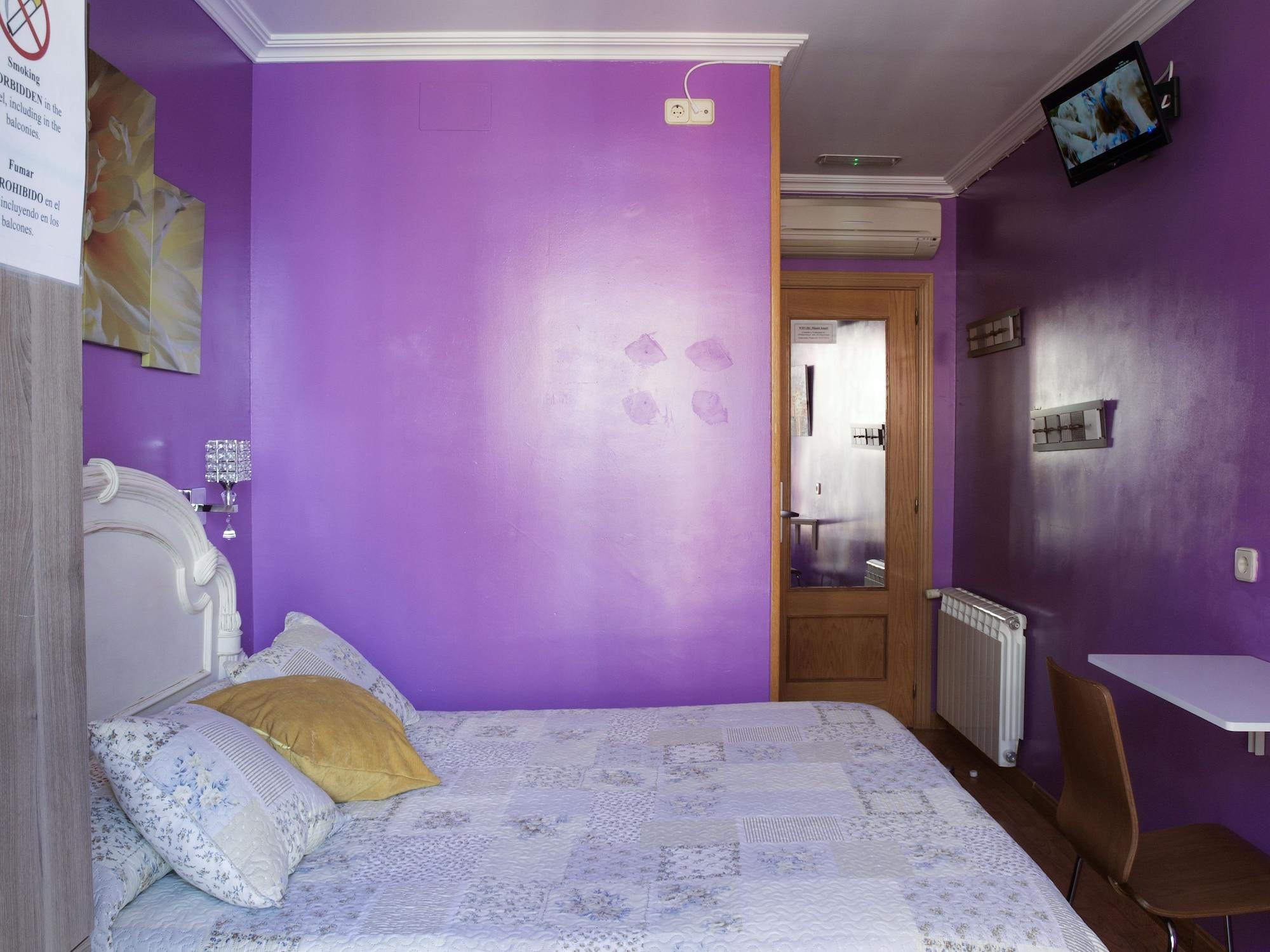 Rc Miguel Angel Vandrerhjem Madrid Eksteriør bilde A room at the hotel